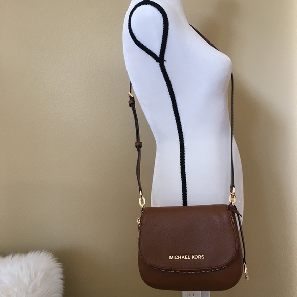 New Michael Kors Bedford Small flap Xbody bag - Picture 2 of 8